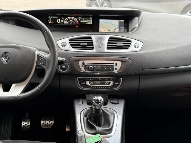 Renault Scénic Xmod 1.2 TCe Bose 2014 Benzine 9