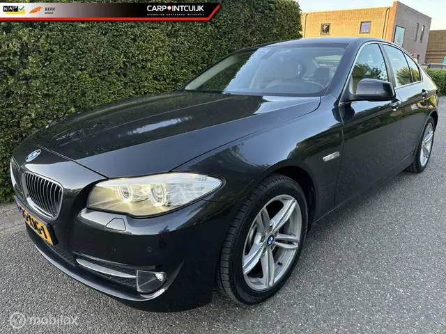 BMW 5 Serie 520i High Executive 2012 Benzine