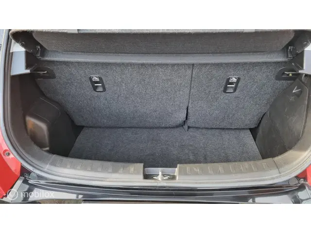 Suzuki Swift 1.2 Comfort EASSS 2015 Benzine 17