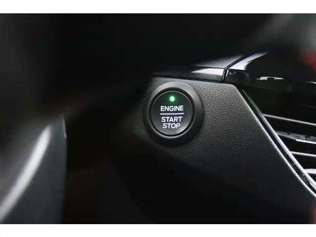 Ford Kuga 2.5 PHEV AUT. ST-LINE 2020 Hybride Benzine 28