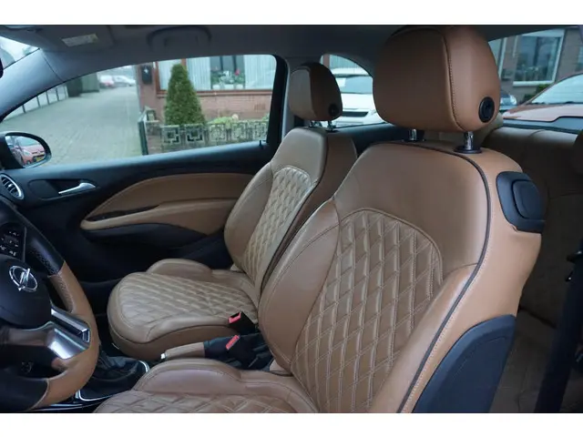 Opel ADAM 1.0 Turbo Rocks Favourite 2016 Benzine 14