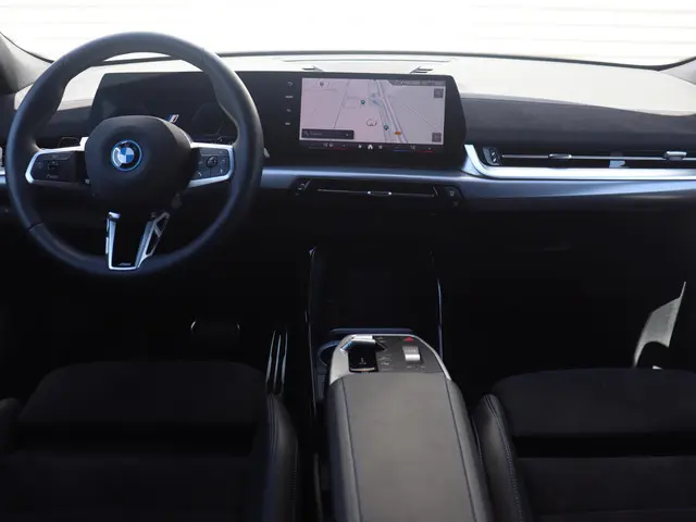 BMW iX2 eDrive20 2024 Elektrisch 11