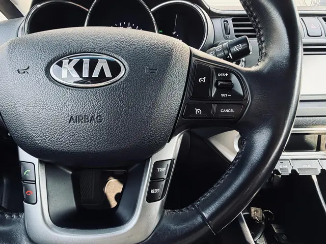 Kia Rio 1.2 CVVT Super Pack 2014 Benzine 8