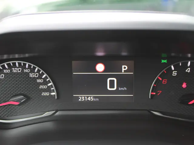 Peugeot 2008 1.2 PureTech Allure Pack 2023 Benzine 15