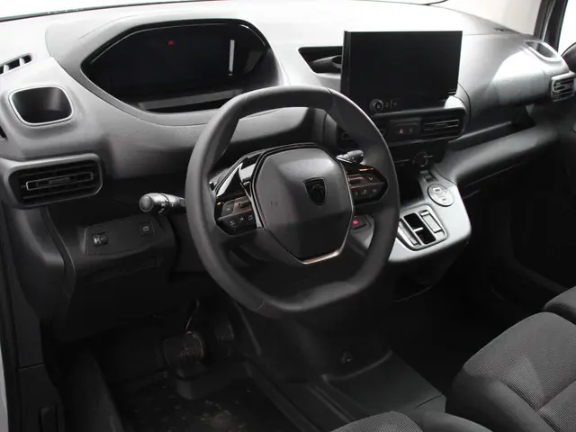 Peugeot Partner 1.5 BlueHDi 130 EAT8 S&S L2 2024 Diesel 2