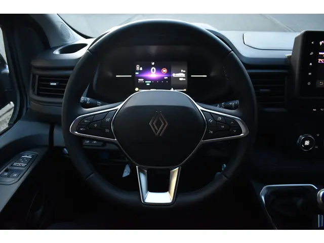 Renault Trafic Advance 2024 Diesel 10