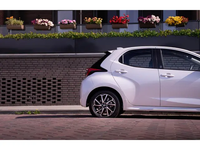 Toyota Yaris 1.5 Hybrid 115 Comfort 2022 Hybride Benzine 15