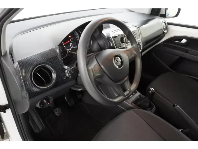 Volkswagen up! 1.0 BMT move up! 2019 Benzine 13