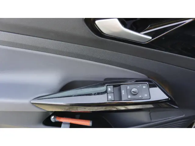 Volkswagen ID.4 Life 77 kWh SOH 93% 2021 Elektrisch 16