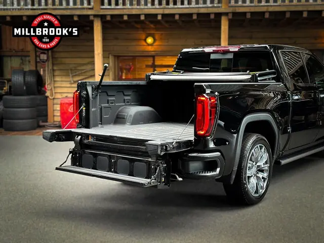 GMC Sierra Denali 6.2L V8, 2024 Benzine 11