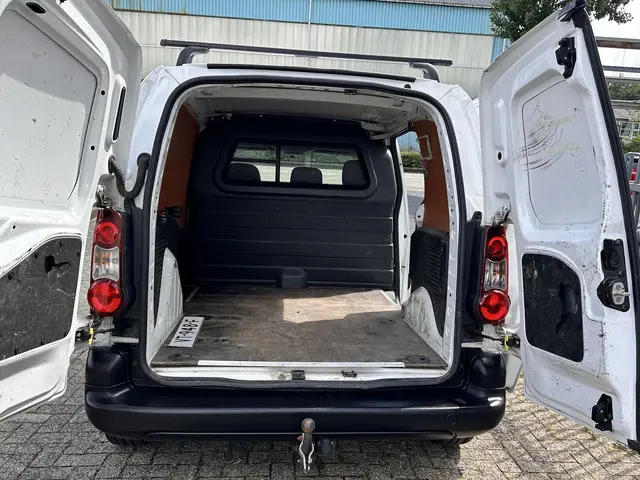 Citroën Berlingo 1.6 BlueHDI 75 Club Economy 2016 Diesel 17