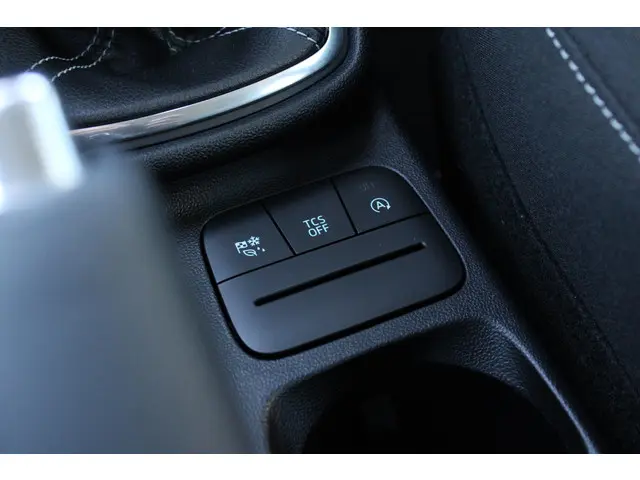 Ford Fiesta 1.0 EcoBoost Hybrid Titanium 2022 Benzine 25