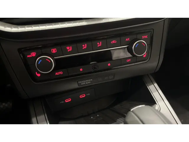 SEAT Ibiza 1.0 EcoTSI FR Business Connect 2026 Benzine 16