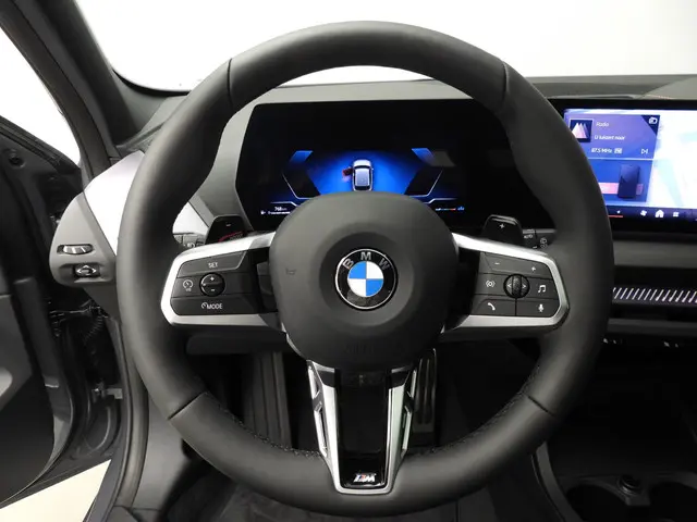 BMW 1 Serie 120 2024 Benzine 11