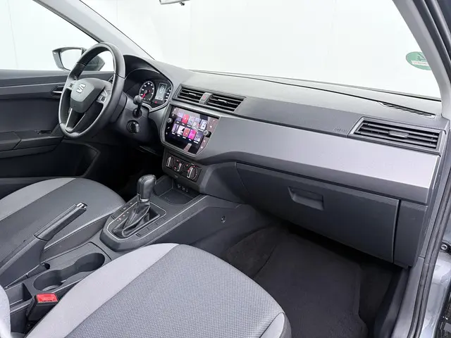 SEAT Ibiza 1.0 TSI FR Business Intense 2018 Benzine 35