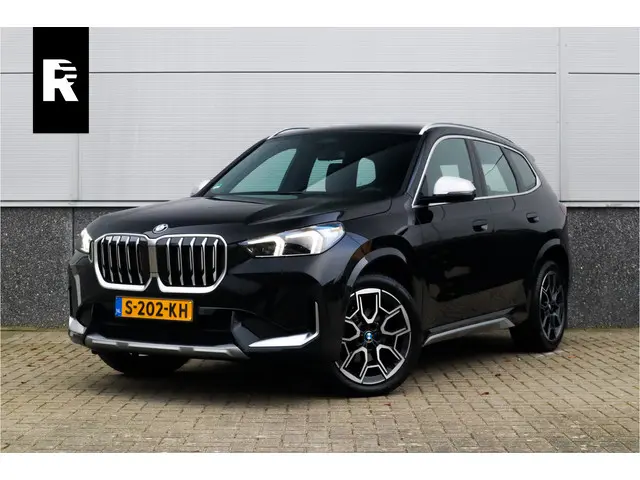 BMW X1 sDrive18i 2023 Benzine