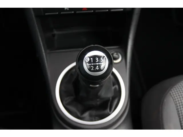 Volkswagen Beetle 1.2 TSI DESIGN 2013 Benzine 26