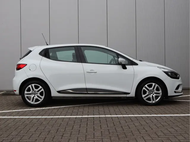 Renault Clio 0.9 TCe Zen 2019 Benzine 17