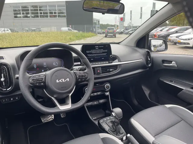 Kia Picanto 1.0 DPI GT-Line Automaat 2025 Benzine 13