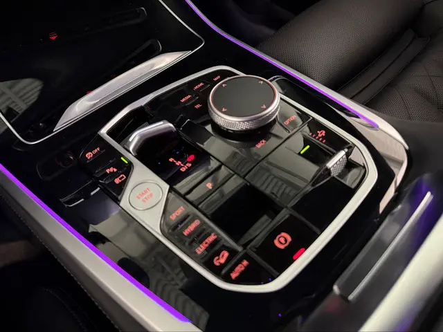 BMW X5 xDrive50e M-Sport Pro 2025 Hybride Benzine 9