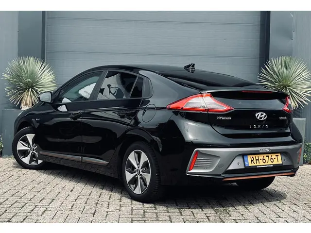 Hyundai IONIQ Premium EV 2018 Elektrisch 12