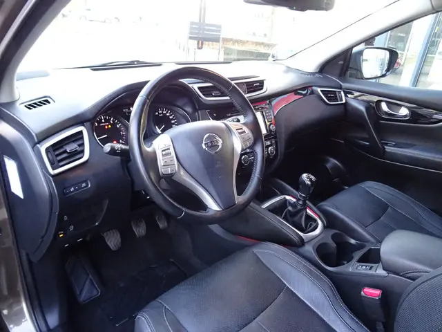 Nissan QASHQAI 1.2 Tekna 2014 Benzine 20