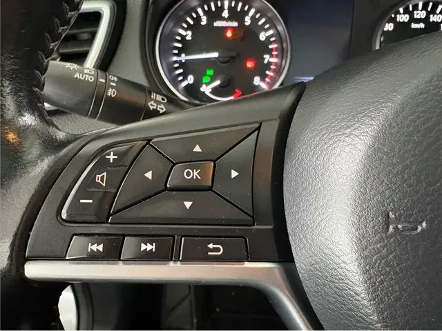 Nissan QASHQAI 1.2 Business Edition 2017 Benzine 17