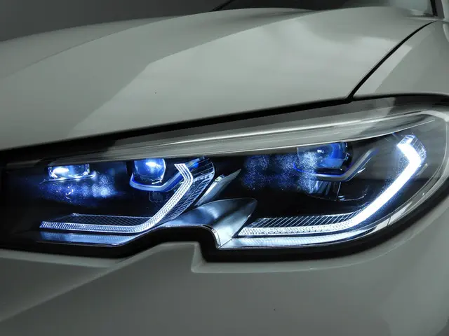 BMW 3 Serie Touring 318i 2022 Benzine 40