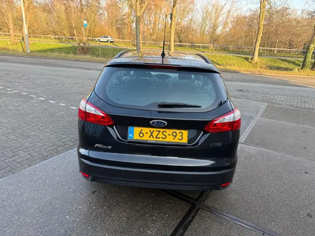 Ford Focus Wagon 1.0 EcoBoost Edition 2014 Benzine 14