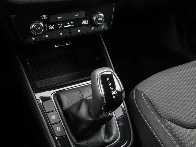 Škoda Fabia 1.0 TSI 115PK DSG Selection 2025 Benzine 38