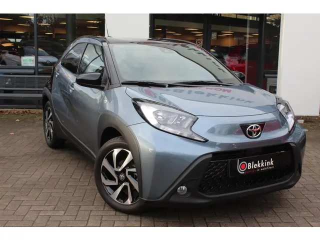 Toyota Aygo X 1.0 VVT-i MT Play 2025 Benzine 8