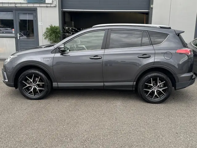 Toyota RAV4 2.5 Hybrid Style 2016 Hybride Benzine 3