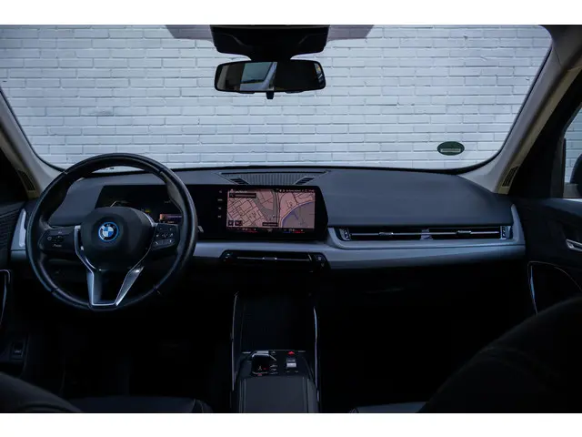 BMW X1 xDrive25e FACELIFT 2023 Hybride Benzine 2