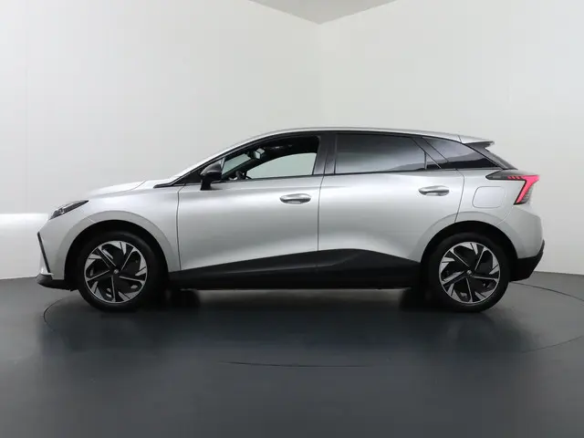 MG MG4 Electric Luxury 64 kWh 2023 Elektrisch 4