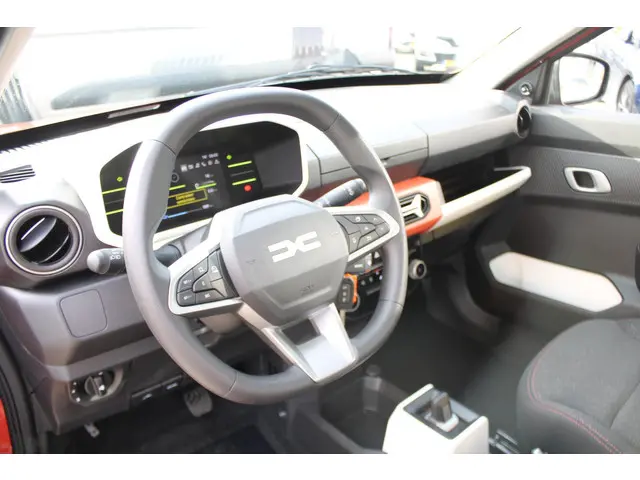 Dacia Spring Expression 65 26.8 kWh 2025 Elektrisch 15