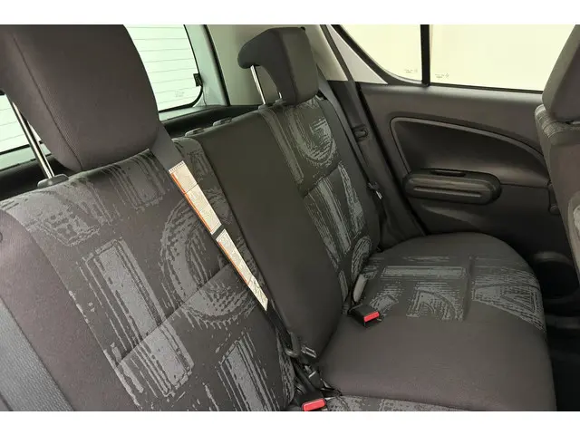 Opel Agila 1.2 Edition Automaat 2013 Benzine 10
