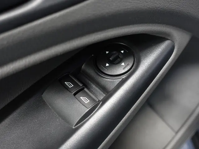 Ford Transit Connect 1.5 EcoBlue L2 Trend 2023 Diesel 9