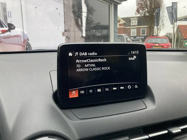 Mazda 2 Skyactiv-G 90 5MT GT-M 2019 Benzine 26