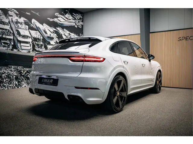 Porsche Cayenne Coupé 3.0 E-Hybrid 2020 Hybride Benzine 9