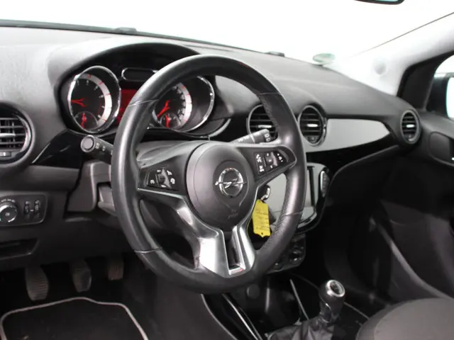 Opel ADAM 1.4 Splash 2013 Benzine 10