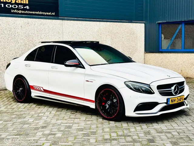 Mercedes-Benz C-Klasse AMG 63 S Edition 1 2015 Benzine 4