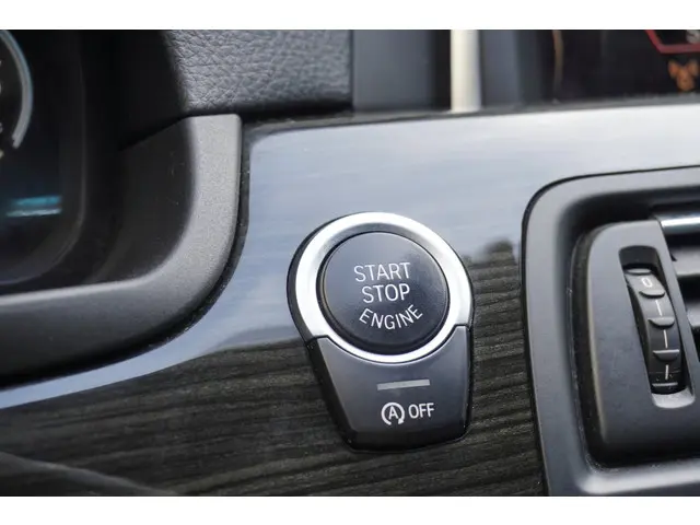 BMW 5 Serie 525d 2015 Diesel 38