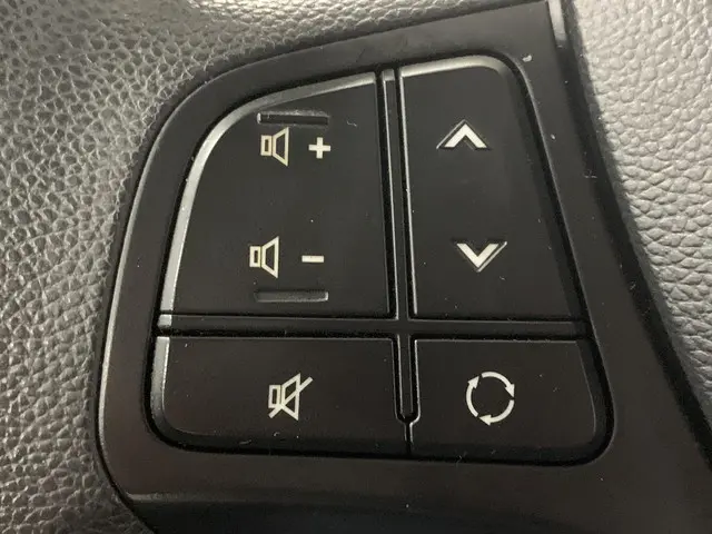 Hyundai i10 1.0i i-Motion Comfort Plus 2015 Benzine 18