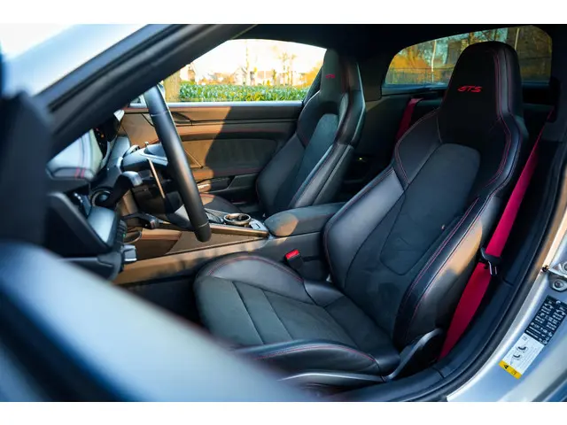 Porsche 911 3.0 Targa 4 GTS 2023 Benzine 8