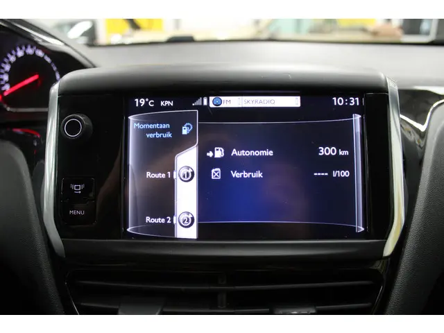 Peugeot 208 1.2 VTi Active 2013 Benzine 12