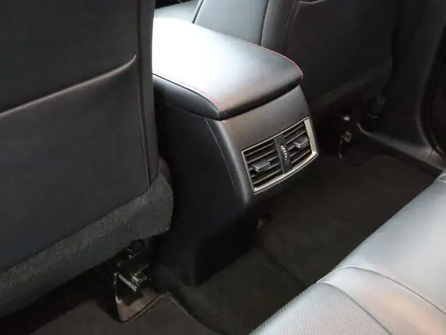 Lexus NX 300h AWD F Sport Line 2014 Hybride Benzine 54