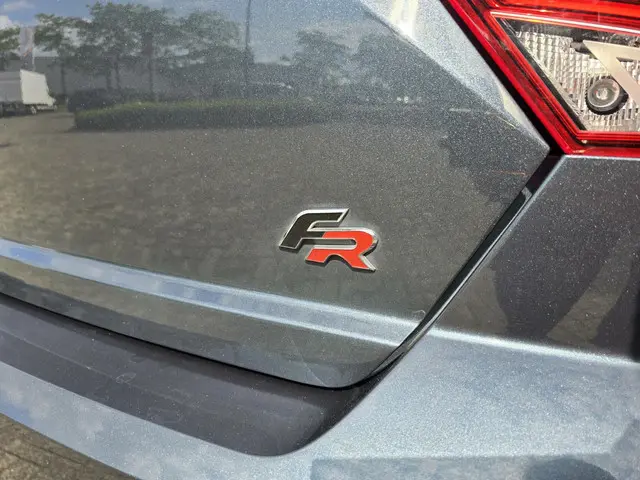 SEAT Ibiza 1.0 TSI FR Business |Automaat|Navi ! 2019 Benzine 38