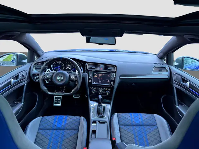 Volkswagen Golf 2.0 TSI R 4Motion 2015 Benzine 3