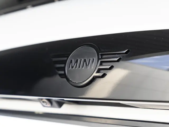 MINI 3-Deurs John Cooper Works 2022 Benzine 23