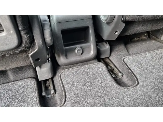 Citroën C4 Picasso 1.2 PureTech Selection 2017 Benzine 26